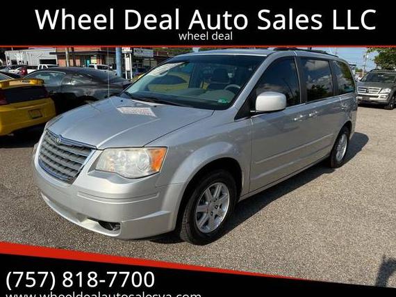CHRYSLER TOWN AND COUNTRY 2010 2A4RR5D17AR103897 image